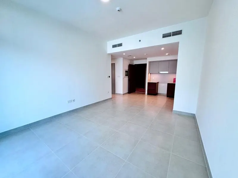 1-bedroom apartment for rent with Creek and skyline view, Creek Palace